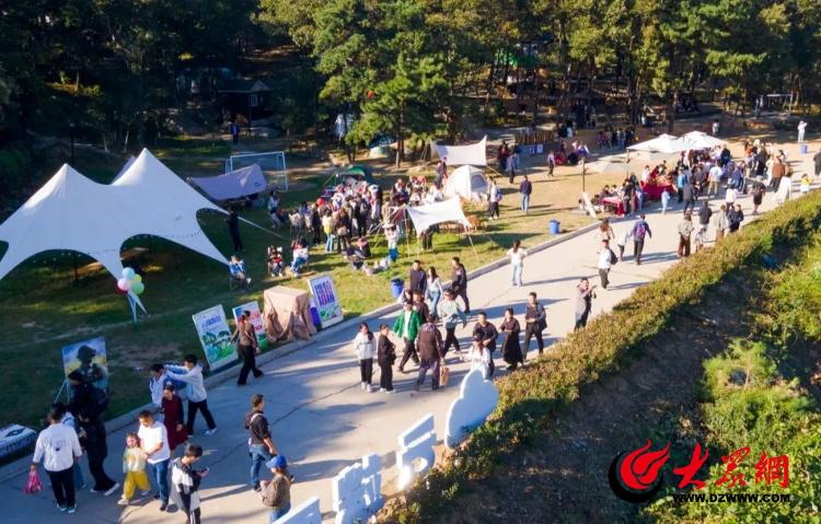 最新街访，自然美景的心灵之旅探索报道