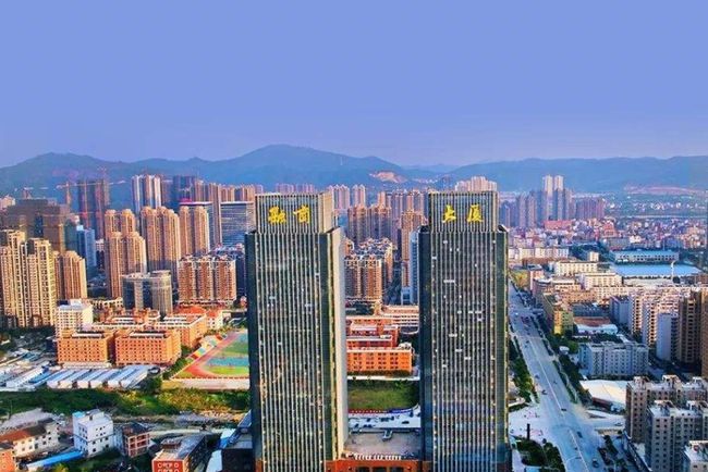 十堰房产网最新楼盘，与自然美景的邂逅，内心平和之旅启程