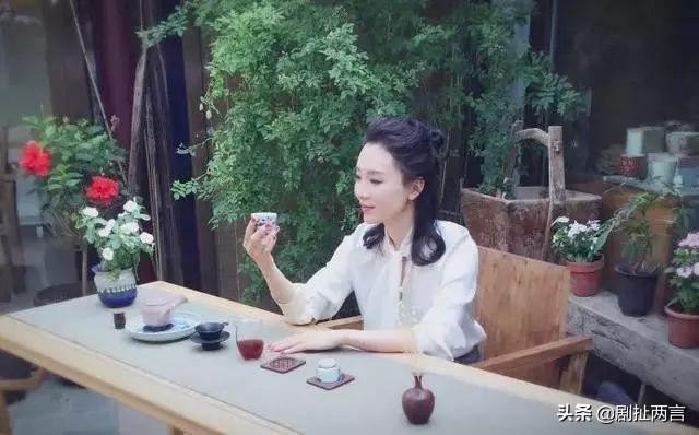 陈数最新照片，自然美景的轻松探索之旅